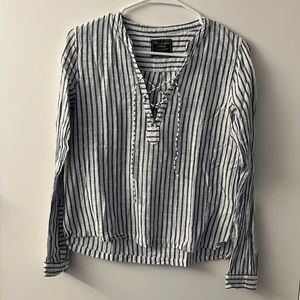 Abercrombie & Fitch long sleeve top. Buttons on sleeve and crisscross tie front